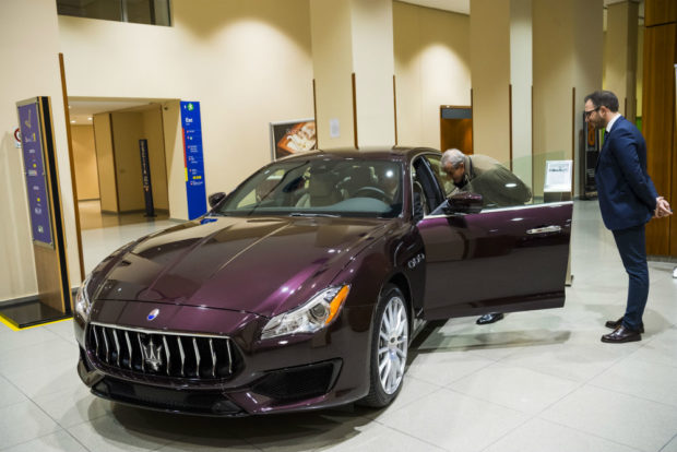 maserati-e-lingotto-musica-per-concerto-camerata-salzburg-del-06-12-2016_lammiraglia-quattroporte-gransport